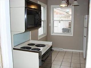 3rd image of 1204 Lorraine Ave