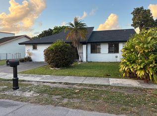 12231 SW 210th St, Miami, FL 33177