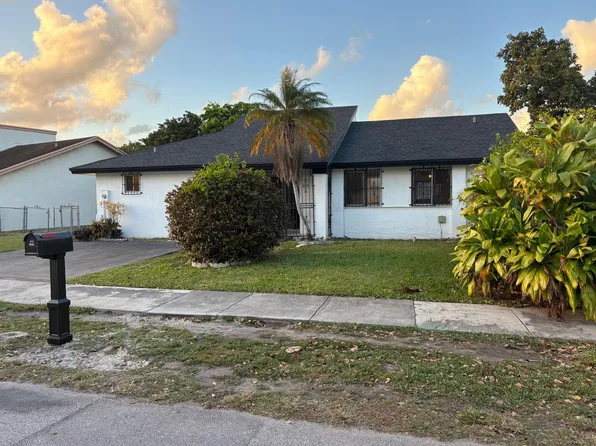 12231 SW 210th St, Miami, FL 33177