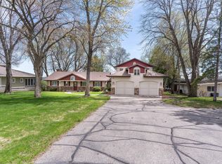 619 N Shore Dr, Battle Lake, MN 56515
