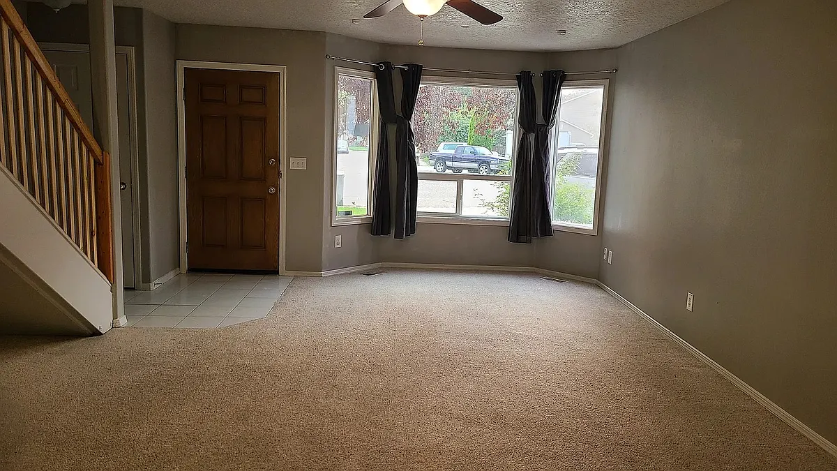 Building Photo - 1820 Agate Ct