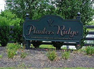 638 Creeks Edge Dr, Newark, OH 43055