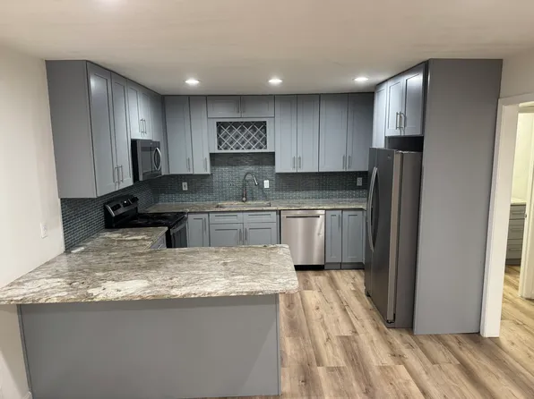 5310 Fleetwood Oaks Ave, Dallas, TX