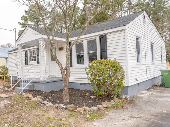 713 Oakley Ave, Roanoke Rapids, NC 27870
