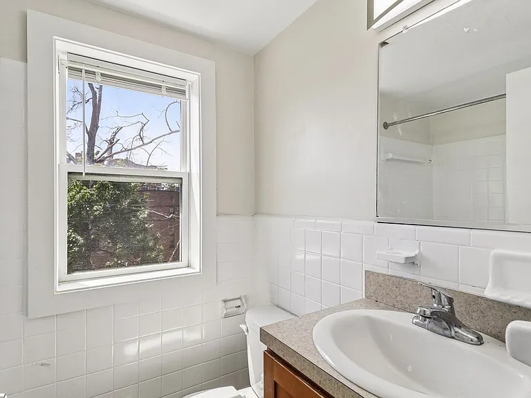 Takoma Flats - Downtown Silver Spring — Photo 10