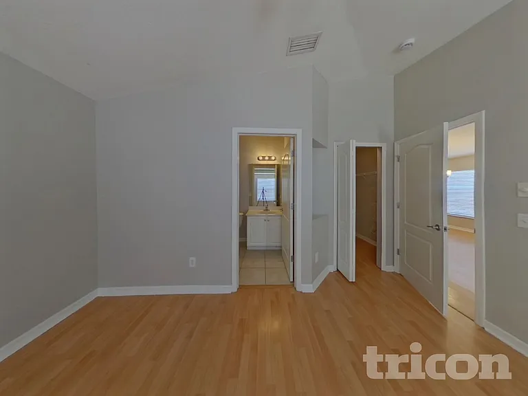 10608 Navigation Dr — Photo 5