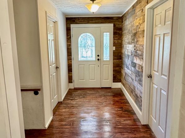 80 Hutto Hl, Anniston, AL 36201