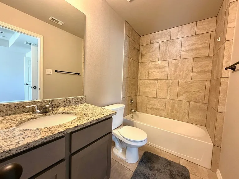 4138 Swans Lndg #2-unit 101 — Photo 12