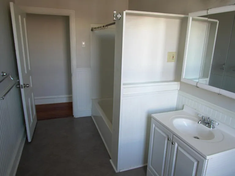 1900 S 18th St #3 — Photo 12