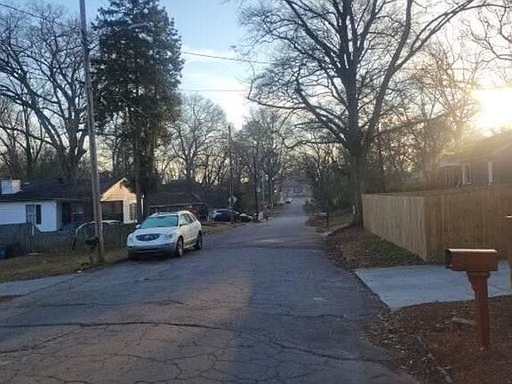 5th image of 1864 Phillips Ave