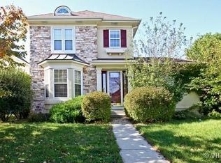 1724 Canfield Rd, Park Ridge, IL 60068