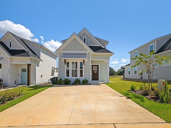 2nd image of 3712 Meadow Vista Ln