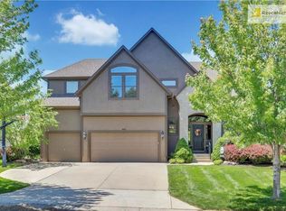 13276 Falmouth St, Leawood, KS 66209