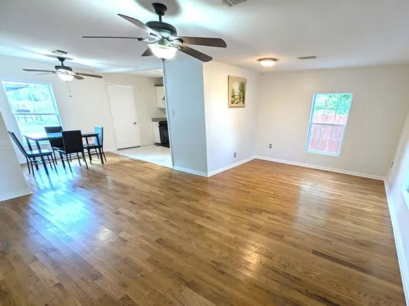 5817 Wayne St, Houston, TX 77026