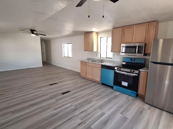 8301 N 103rd Avenue #202, Peoria, AZ 85345