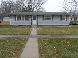 709 Olive St, Cedar Falls, IA 50613