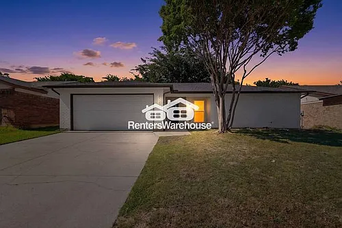 6529 Blue Grass Dr Photo 1
