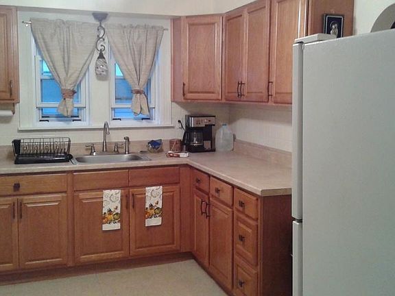 4th image of 26 Dolphin Ave