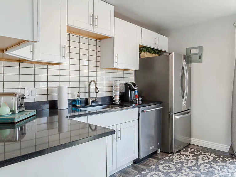 4630 W 25th Ave — Photo 12