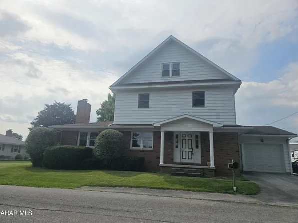 205 Bassler St, Martinsburg, PA 16662