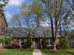 2442 Cottage Pl, Greensboro, NC 27455