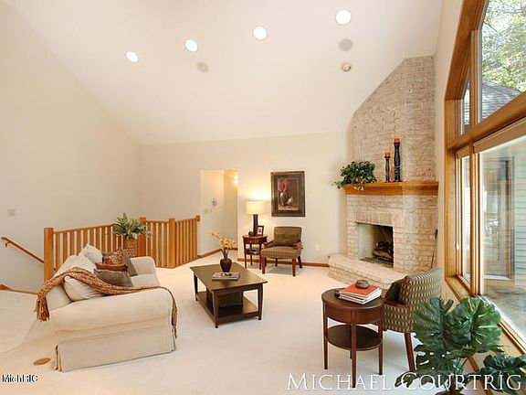 5th image of 3299 Bluewater Pines Dr NE