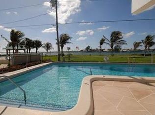 308 Inlet Way APT 1, Palm Beach Shores, FL 33404