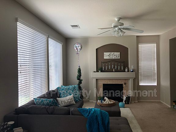 5th image of 32637 Clearvail Dr