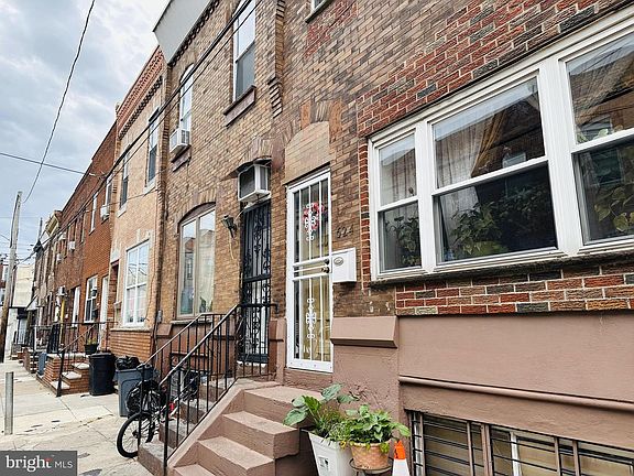 3rd image of 622 Cross St