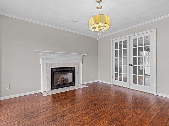 4th image of 13193 Stamford Ln