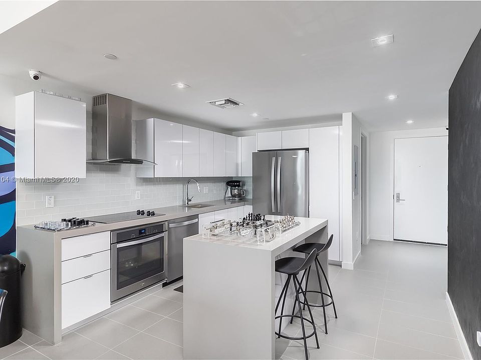 1st image of 1600 NE 1st Ave #1716