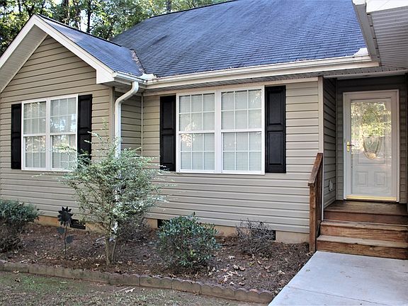 4th image of 239 Greenway Dr