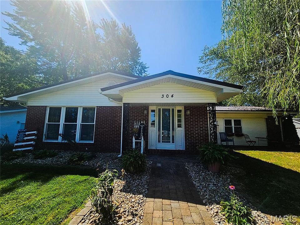 1st image of 304 Edna Ln