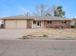 9126 Las Camas Rd NE, Albuquerque, NM 87111