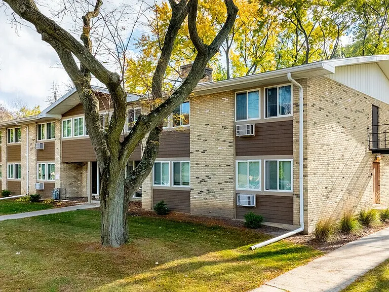 Liberty Valley Apartments — Photo 1