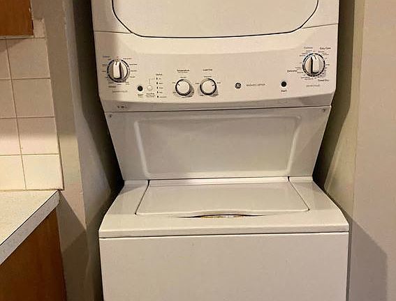 4th image of 3320 S Oxford Ave APT A