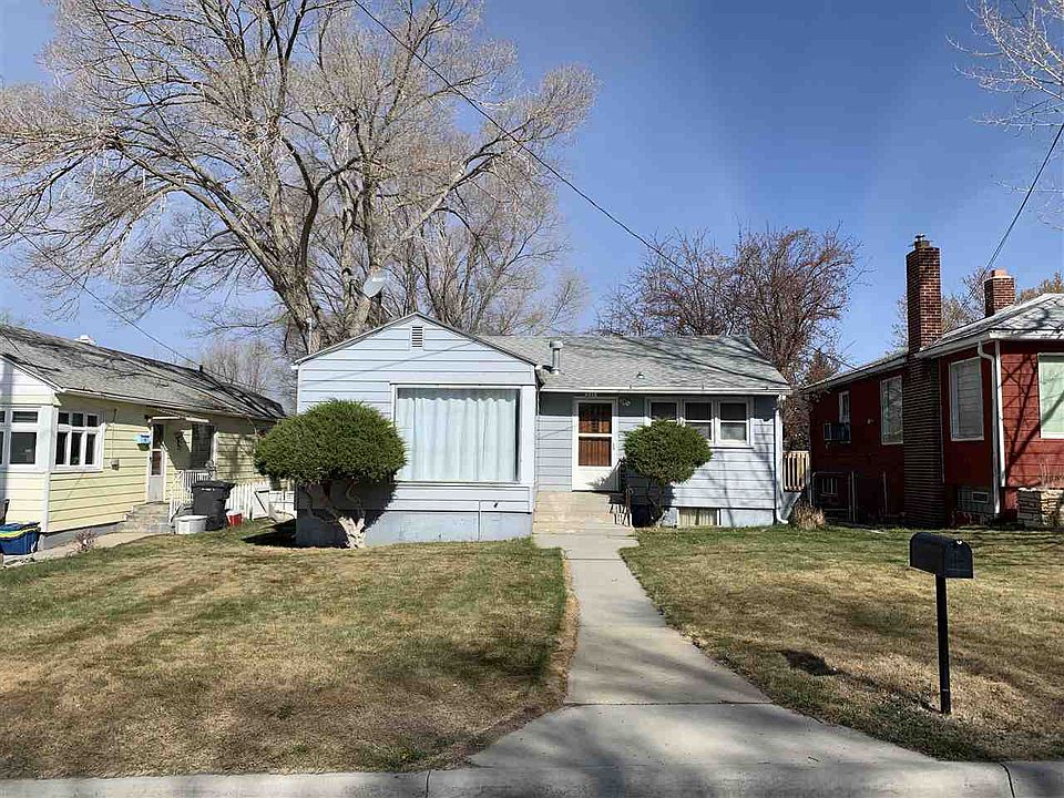 1st image of 221 N 7th West St