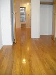 Rented by Robyn Lee, LREB