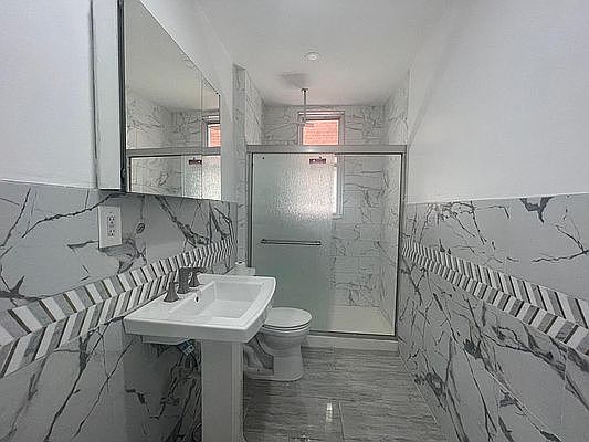 5th image of 220 Rogers Ave #2
