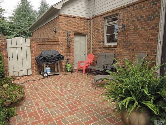 4th image of 4330 1st Street Dr NW