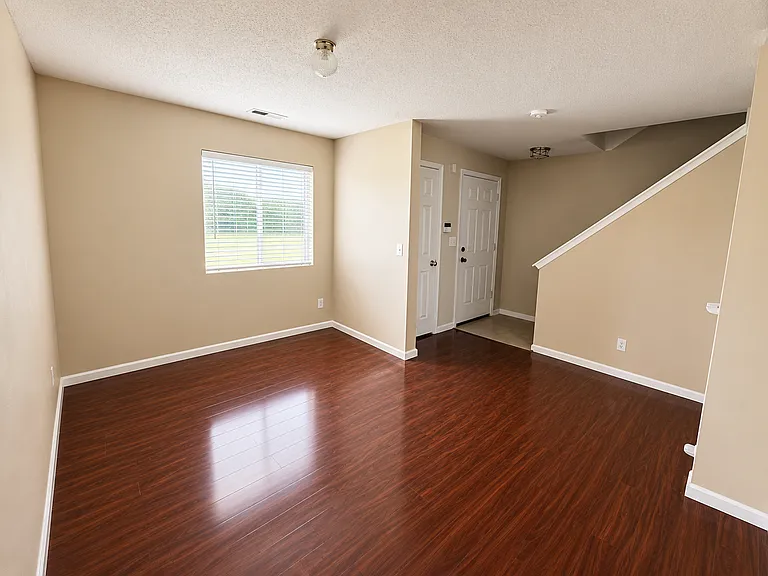 2610 Chatfield Dr — Photo 5