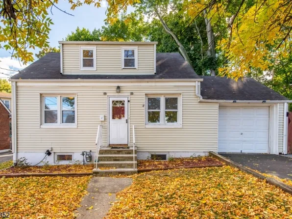 17 Hobart Pl, Clifton City, NJ 07011