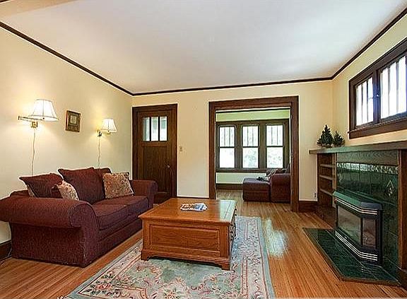 2nd image of 1297 White Bear Ave N