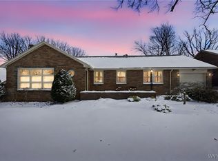 54 Coniston Rd, Amherst, NY 14226