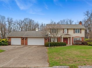 248 White Oak Dr, New Kensington, PA 15068