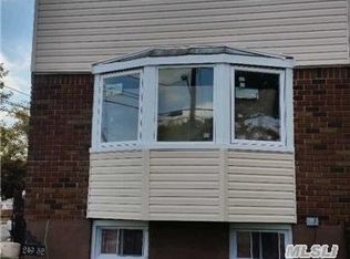 24952 148th Rd, Rosedale, NY 11422