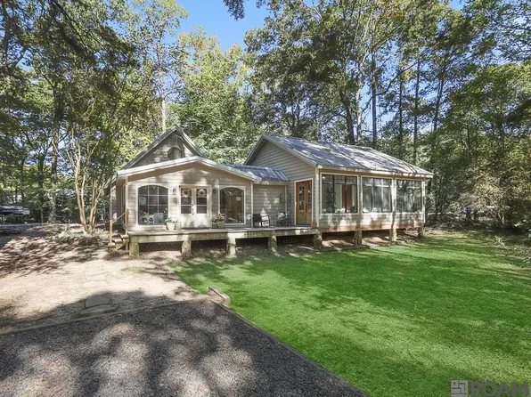 3836 Lillian Ln, Ethel, LA 70730