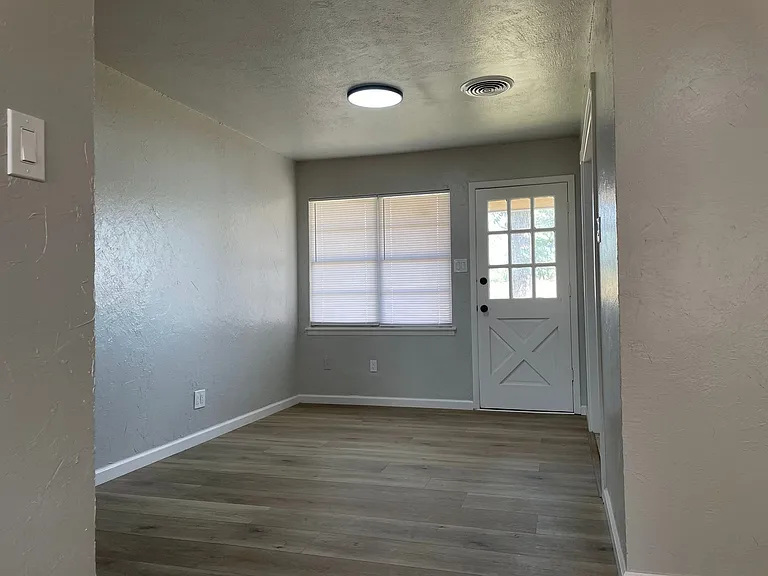 3214 Drexel Ave — Photo 14