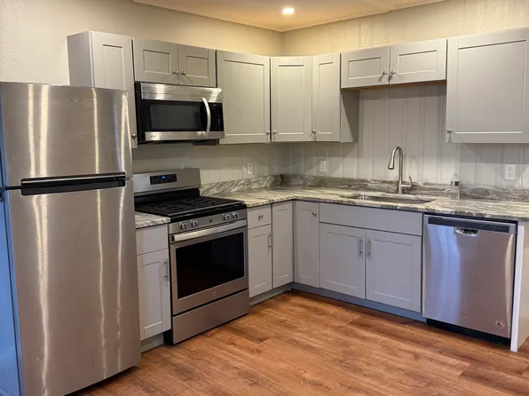 187 E Main St #1, Gloucester, MA 01930