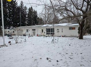 11240 E Division Rd, Knox, IN 46534